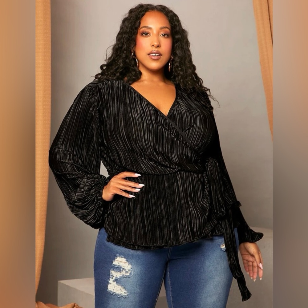 SHEIN CURVE+ Plus Lantern Sleeve Tie Side Wrap Blouse